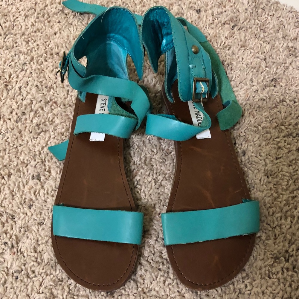 Steve Madden turquoise ankle strap leather sandal